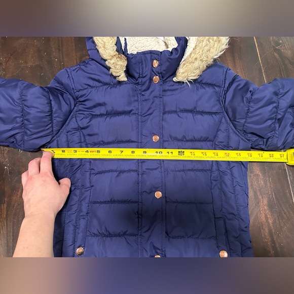 Girls Old Navy Frost-Free Puffer Jacket - Picture 8 of 8